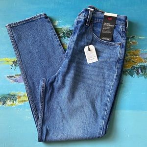 Levi’s 70 High Rise Slim Straight